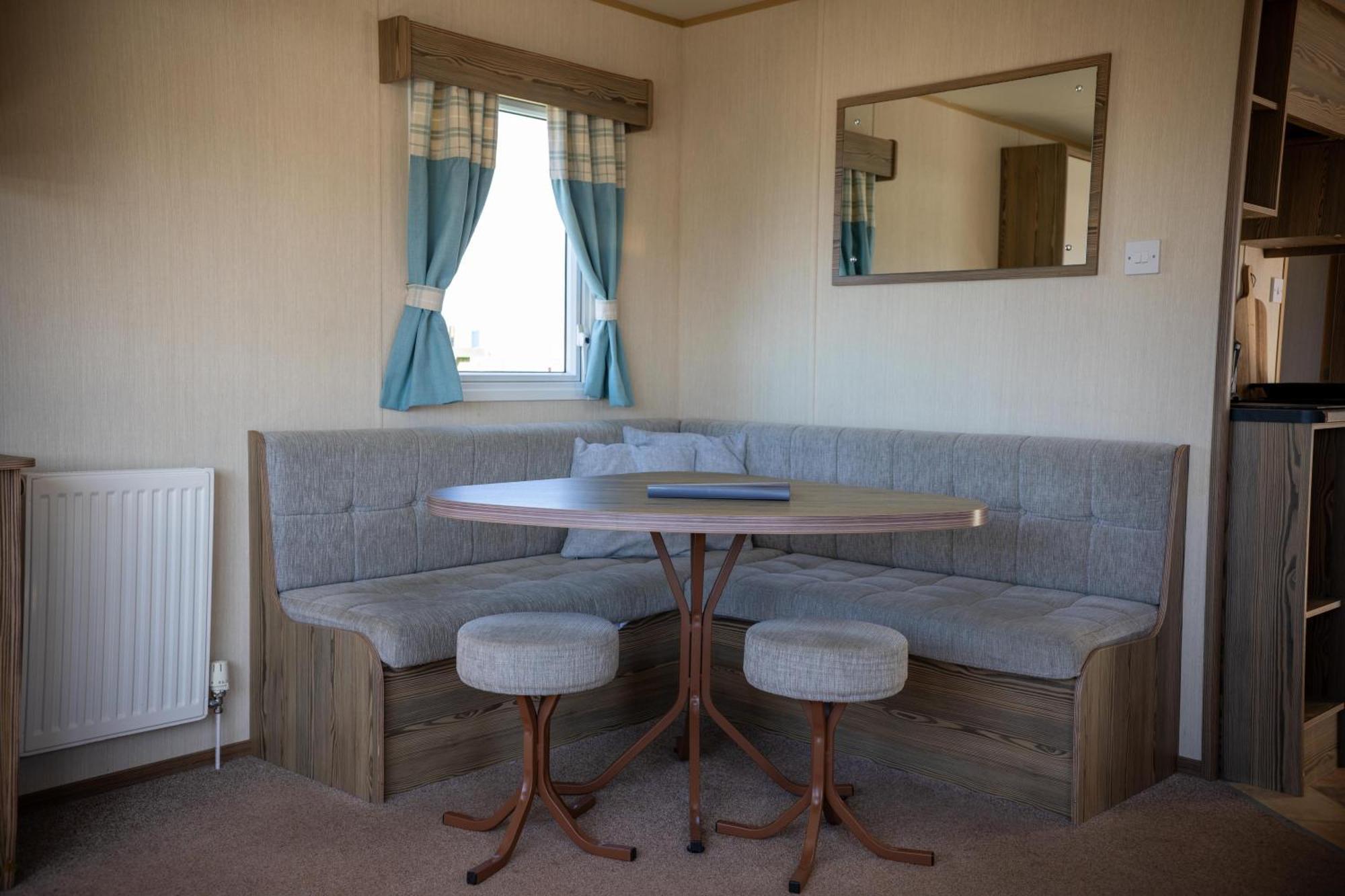 Littlesea Caravan *